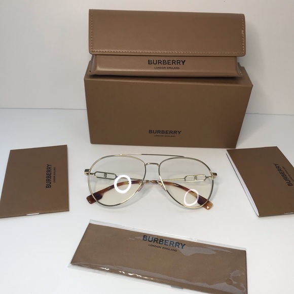 New authentic BURBERRY Women's Sunglasses, BE3128 - Picture 14 of 16